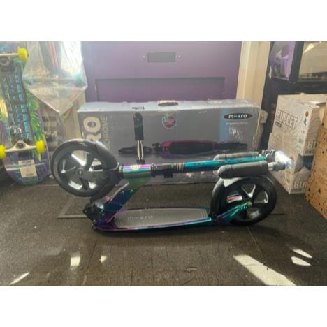 Micro Classic Neochrome As New Damaged Box (2) £150.00